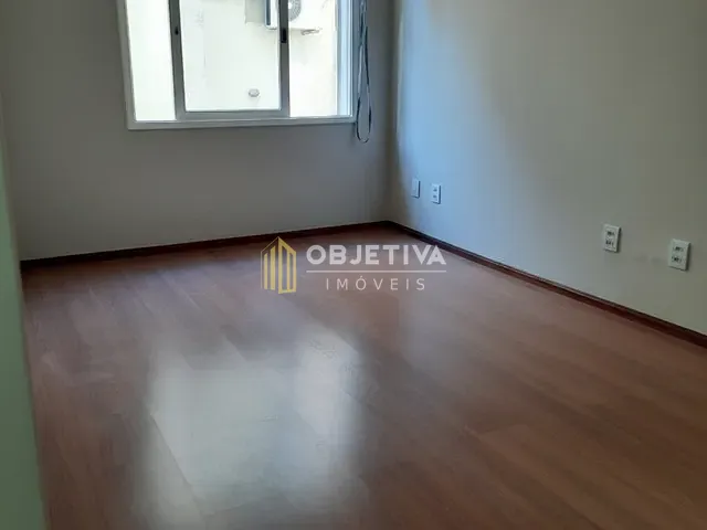 Apartamento 1 quarto e 1 banheiro, à venda, no bairro Farroupilha em Porto Alegre