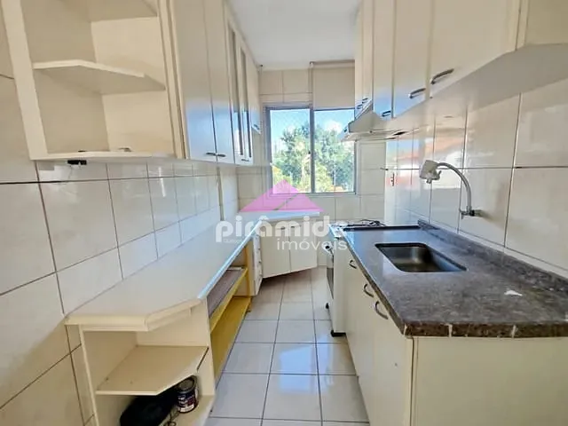 Apartamento 2 quartos e 1 banheiro, à venda, no bairro Parque Industrial em São José dos Campos