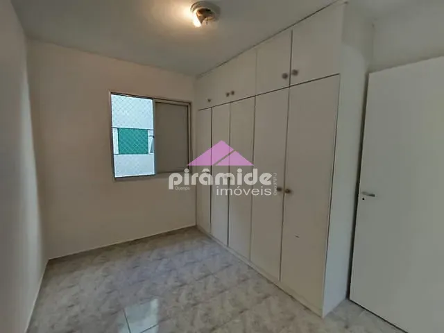 Apartamento 2 quartos e 1 banheiro, à venda, no bairro Parque Industrial em São José dos Campos