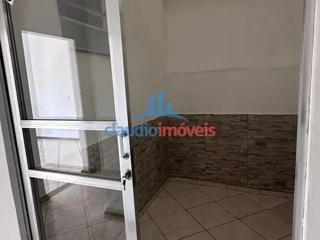 Apartamento 3 quartos e 1 banheiro, à venda, no bairro Ano Bom em Barra Mansa