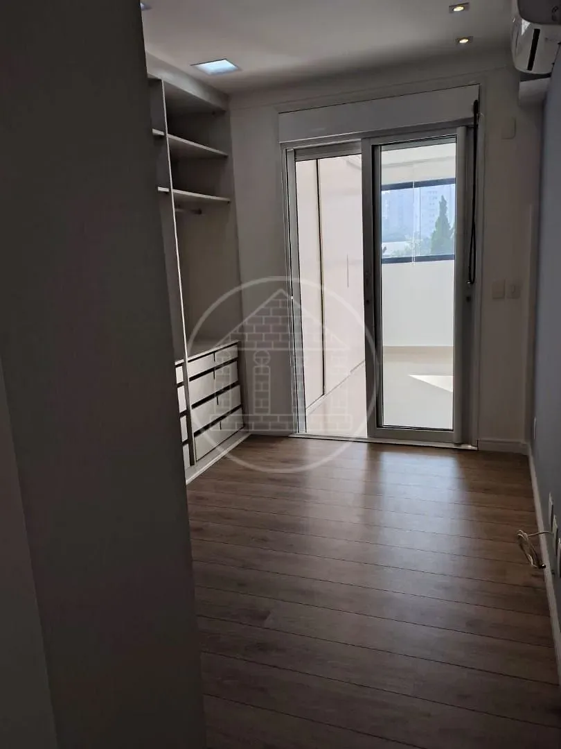 Apartamento, 4 quartos, 247 m² - Foto 2