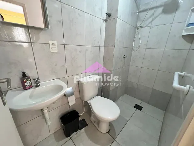 Apartamento 2 quartos e 1 banheiro, para alugar, no bairro Vila Rangel em São José dos Campos