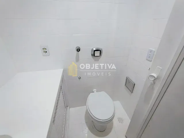 Apartamento 3 quartos e 4 banheiros, à venda, no bairro Moinhos de Vento em Porto Alegre