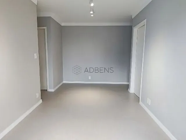 Apartamento 1 quarto e 1 banheiro, para alugar, no bairro Pinheiros em São Paulo