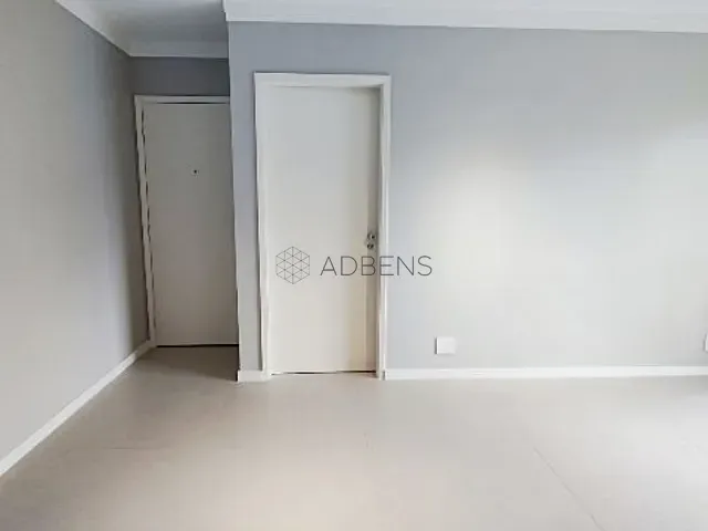 Apartamento 1 quarto e 1 banheiro, para alugar, no bairro Pinheiros em São Paulo