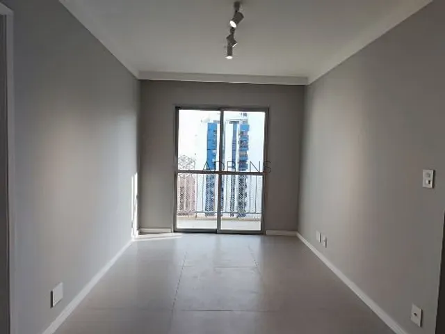Apartamento 1 quarto e 1 banheiro, para alugar, no bairro Pinheiros em São Paulo