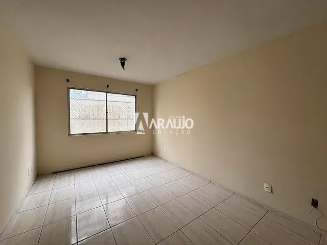 Apartamento 3 quartos e 1 banheiro, para alugar, no bairro Centro em Itajaí