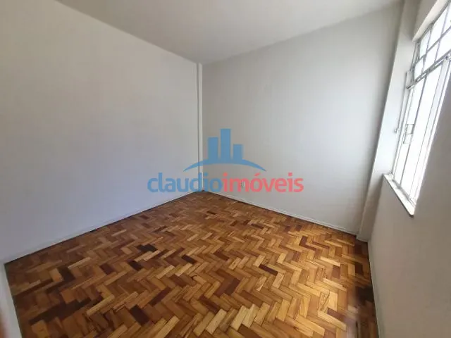 Apartamento 2 quartos e 1 banheiro, para alugar, no bairro Ano Bom em Barra Mansa