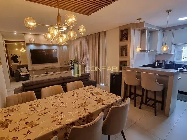 Apartamento com 142m² 3 quartos e 4 banheiros, à venda, no bairro Meia Praia em Itapema