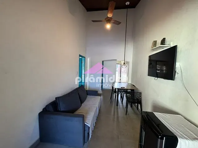 Apartamento 2 quartos e 2 banheiros, à venda, no bairro Sapé em Ubatuba