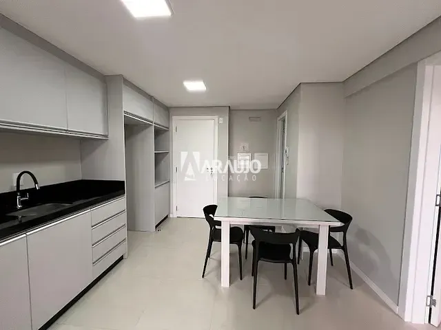 Apartamento 1 quarto e 1 banheiro, para alugar, no bairro Fazenda em Itajaí