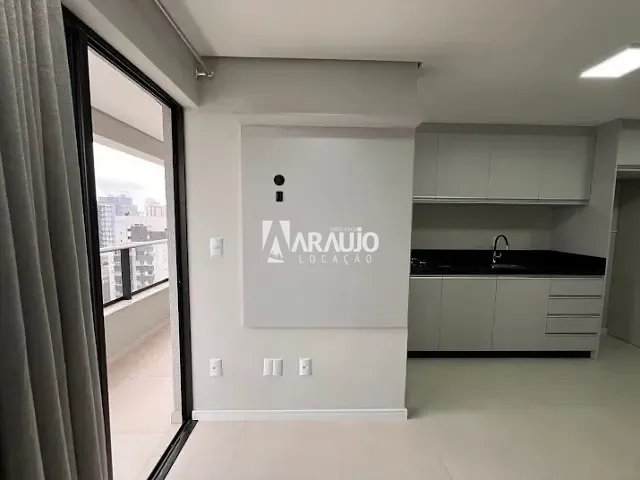 Apartamento 1 quarto e 1 banheiro, para alugar, no bairro Fazenda em Itajaí