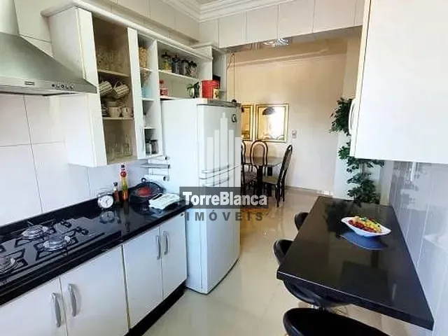 Apartamento com 110m² 3 quartos e 2 banheiros, à venda, no bairro Uvaranas em Ponta Grossa
