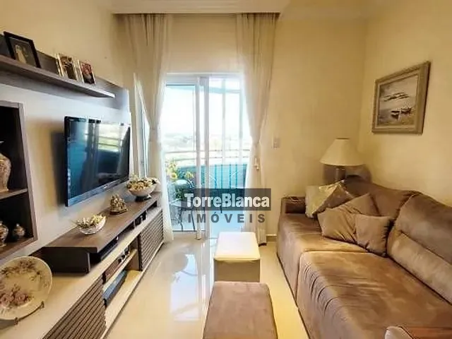 Apartamento com 110m² 3 quartos e 2 banheiros, à venda, no bairro Uvaranas em Ponta Grossa