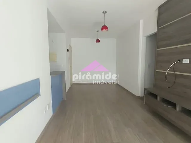 Apartamento 3 quartos e 2 banheiros, para alugar, no bairro Condomínio Royal Park em São José dos Campos