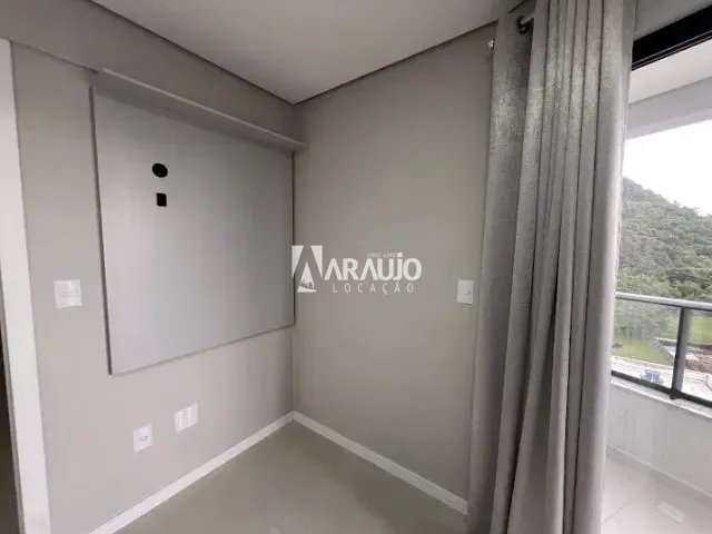 Apartamento 1 quarto e 1 banheiro, para alugar, no bairro Fazenda em Itajaí