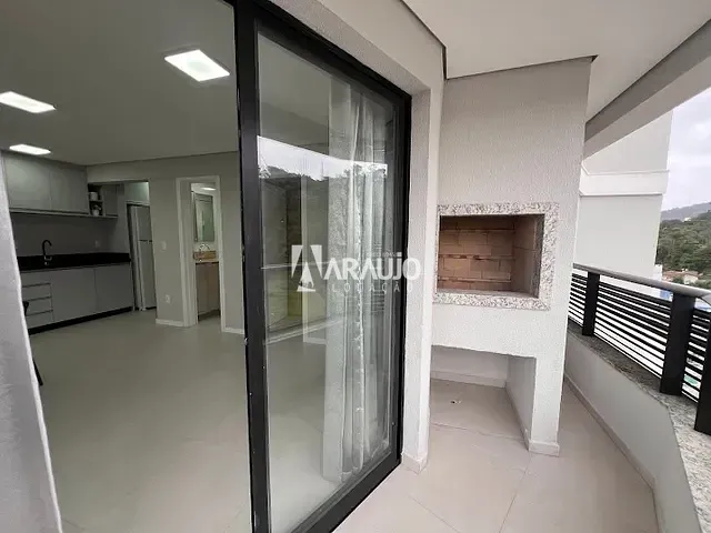 Apartamento 1 quarto e 1 banheiro, para alugar, no bairro Fazenda em Itajaí