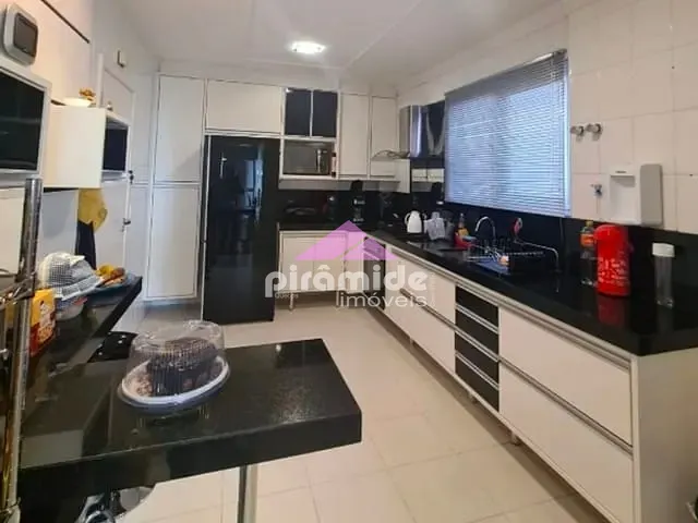 Apartamento 3 quartos e 2 banheiros, à venda, no bairro Jardim das Indústrias em São José dos Campos