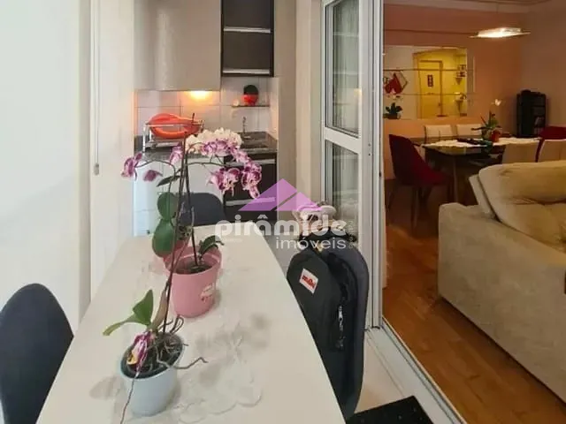 Apartamento 3 quartos e 2 banheiros, à venda, no bairro Jardim das Indústrias em São José dos Campos