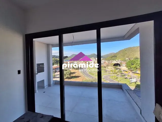 Apartamento 3 quartos e 1 banheiro, à venda, no bairro Sumaré em Caraguatatuba