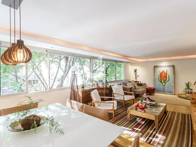 Apartamento com 150m² 3 quartos e 2 banheiros, à venda, no bairro Itaim Bibi em São Paulo