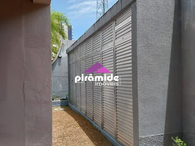 Apartamento 4 quartos e 2 banheiros, à venda ou para alugar, no bairro Martim de Sá em Caraguatatuba
