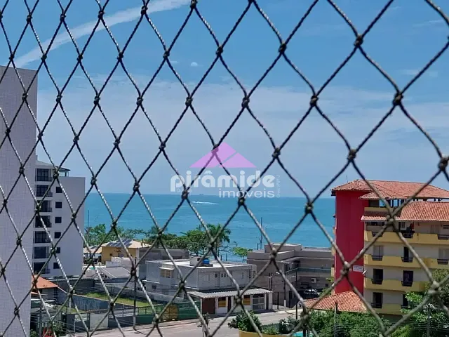 Apartamento 4 quartos e 2 banheiros, à venda ou para alugar, no bairro Martim de Sá em Caraguatatuba