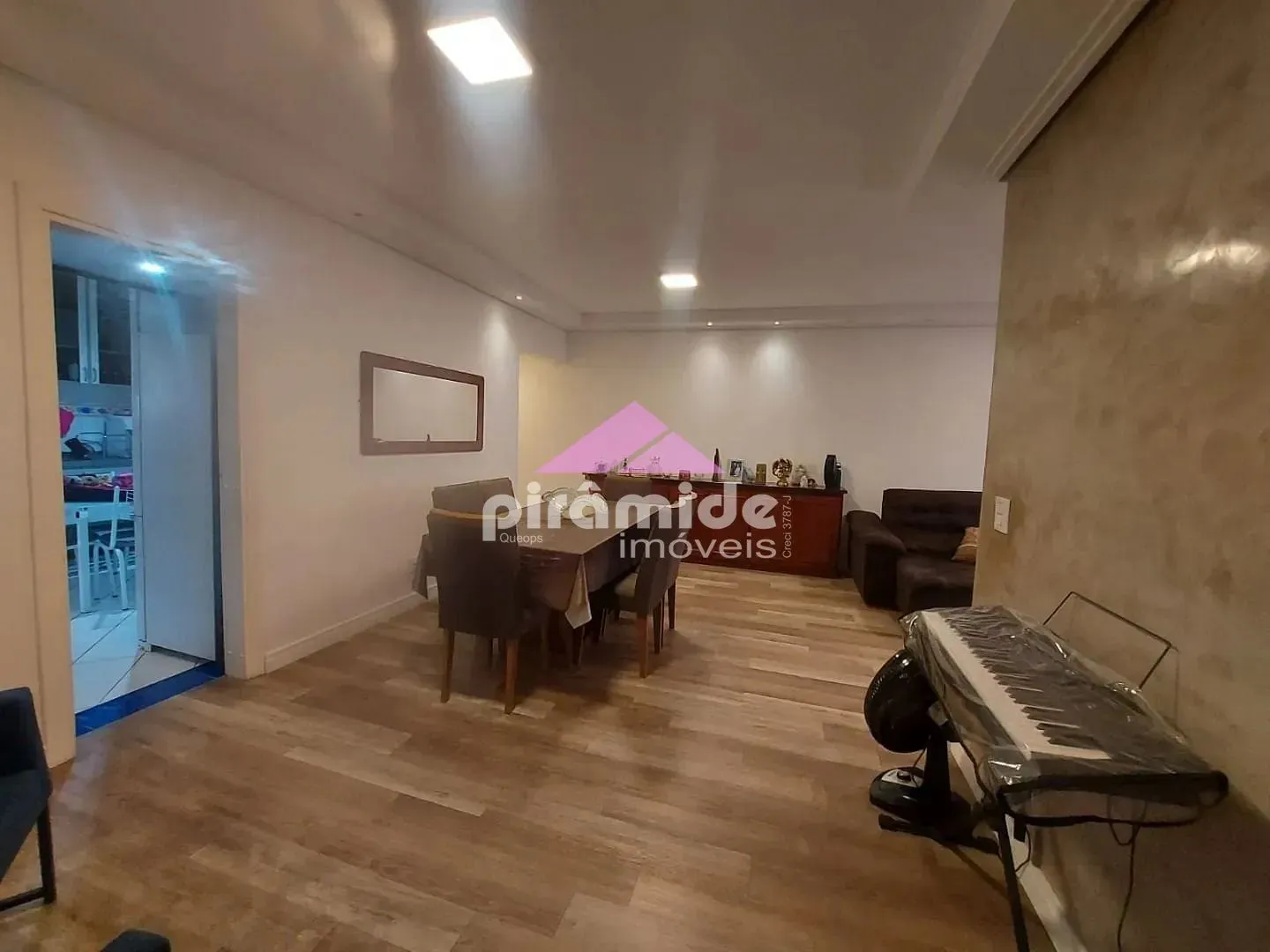 Apartamento, 3 quartos, 137 m² - Foto 2