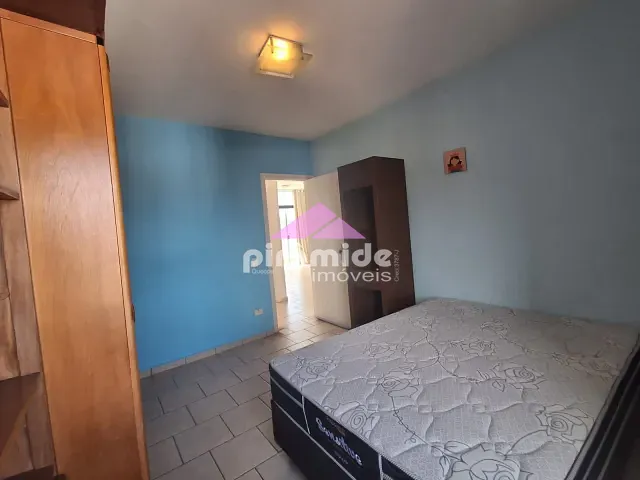 Apartamento 2 quartos e 1 banheiro, à venda ou para alugar, no bairro Centro em Caraguatatuba