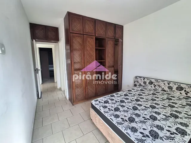 Apartamento 2 quartos e 1 banheiro, à venda ou para alugar, no bairro Centro em Caraguatatuba