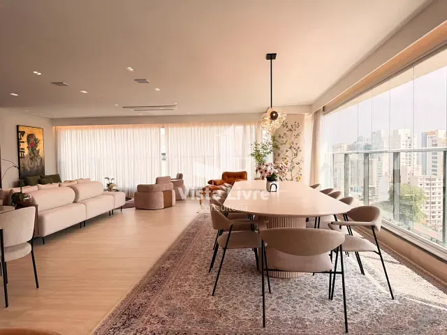 Apartamento com 230m² 3 quartos e 4 banheiros, à venda, no bairro Pinheiros em São Paulo