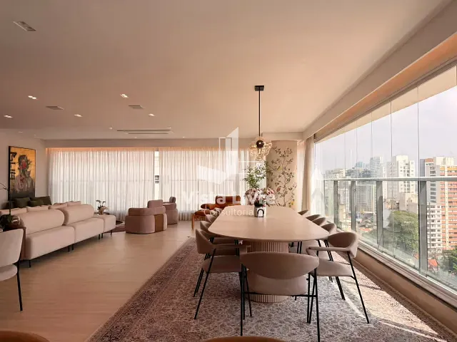 Apartamento com 230m² 3 quartos e 4 banheiros, à venda, no bairro Pinheiros em São Paulo