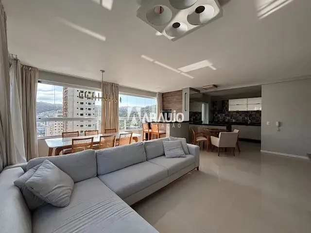Apartamento 3 quartos e 1 banheiro, para alugar, no bairro Pioneiros em Balneário Camboriú