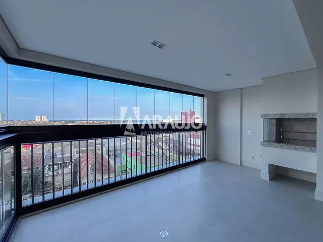 Apartamento com 389m² 4 quartos e 2 banheiros, à venda, no bairro Centro em Itajaí