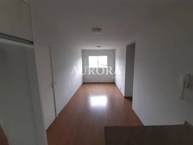 Apartamento com 54m² 2 quartos e 1 banheiro, à venda, no bairro Ouro Verde em Londrina