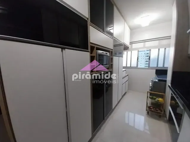 Apartamento 4 quartos e 3 banheiros, para alugar, no bairro Floradas de São José em São José dos Campos