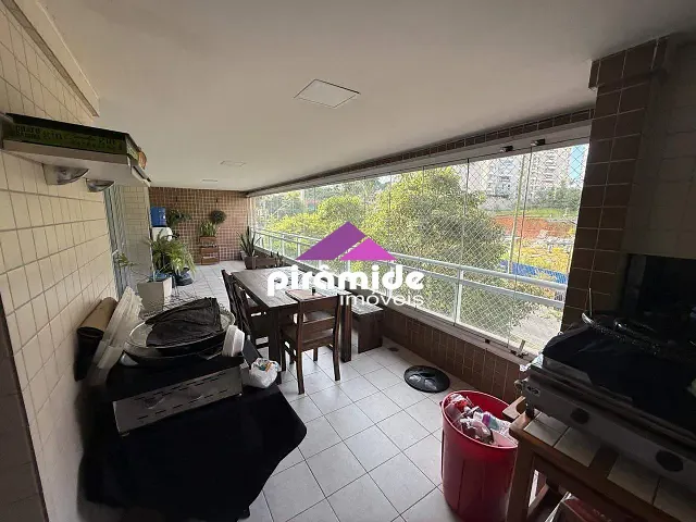Apartamento com 182m² 4 quartos e 4 banheiros, à venda, no bairro Vila Ema em São José dos Campos