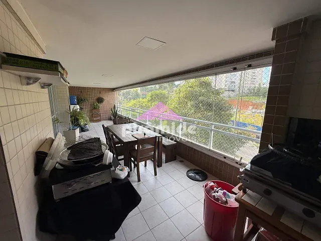 Apartamento com 182m² 4 quartos e 4 banheiros, à venda, no bairro Vila Ema em São José dos Campos