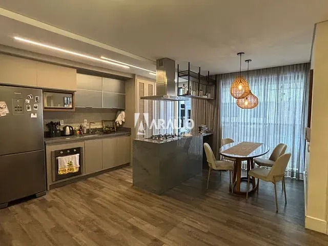 Apartamento 3 quartos e 1 banheiro, para alugar, no bairro Centro em Itajaí