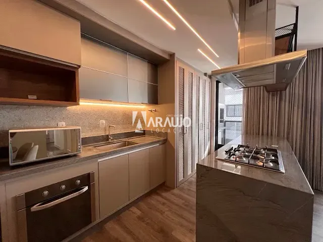 Apartamento 3 quartos e 1 banheiro, para alugar, no bairro Centro em Itajaí