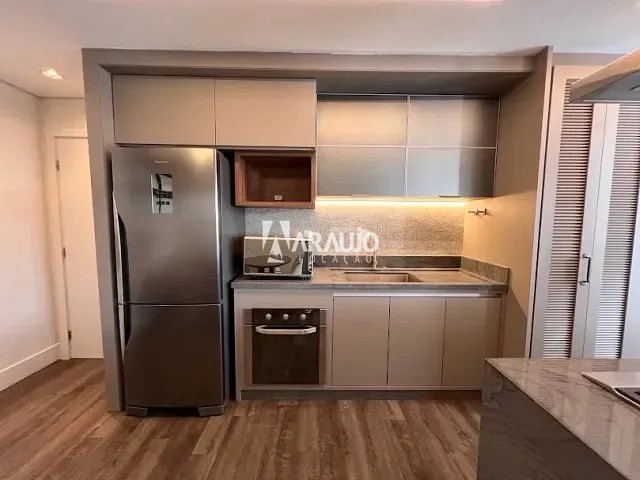 Apartamento 3 quartos e 1 banheiro, para alugar, no bairro Centro em Itajaí
