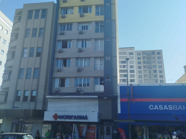 Apartamento 1 quarto e 1 banheiro, à venda, no bairro Centro em Curitiba