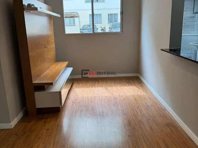 Apartamento com 70m² 2 quartos e 2 banheiros, à venda, no bairro São Vicente em Londrina