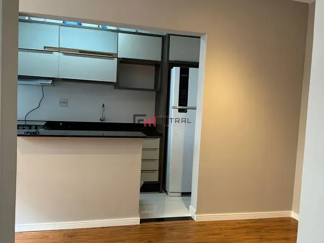 Apartamento com 70m² 2 quartos e 2 banheiros, à venda, no bairro São Vicente em Londrina