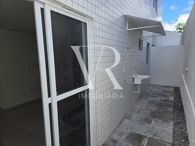 Apartamento 2 quartos e 1 banheiro, à venda, no bairro Paratibe em João Pessoa