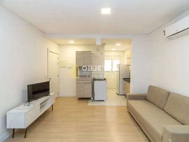 Apartamento 1 quarto e 1 banheiro, para alugar, no bairro Centro Histórico em Porto Alegre