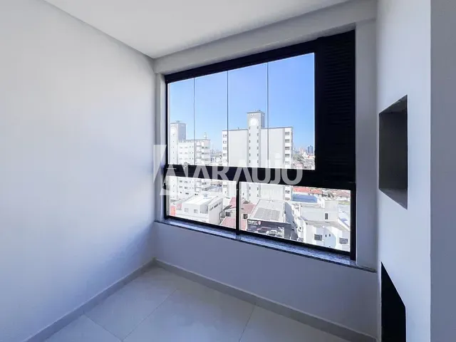 Apartamento com 86m² 2 quartos e 2 banheiros, à venda, no bairro Vila Operária em Itajaí