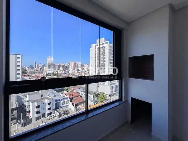 Apartamento 2 quartos e 2 banheiros, à venda, no bairro Vila Operária em Itajaí