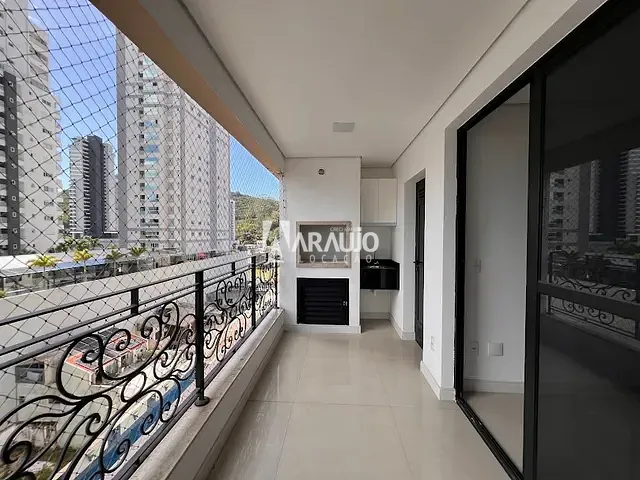 Apartamento 3 quartos e 1 banheiro, para alugar, no bairro Fazenda em Itajaí