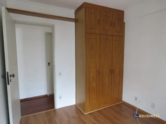 Apartamento com 71m² 2 quartos e 1 banheiro, para alugar, no bairro Vila Olímpia em São Paulo